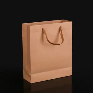 Túi giấy có thể tái chế có thể tùy chỉnh với logo cá nhân đẹp thân thiện với môi trường và nhìn đẹp