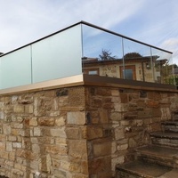 Rampe d'escalier en alliage d'aluminium à profil en U, design moderne, couleur personnalisable, pour appartement, avec différents types de tubes pour balcon