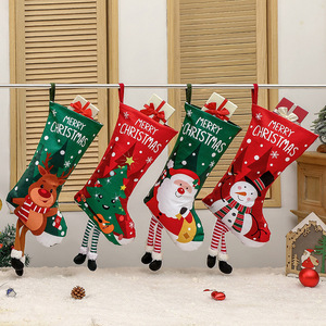 Nouveaux chaussons <span class=keywords><strong>de</strong></span> <span class=keywords><strong>Noël</strong></span> transfrontaliers en tissu, sacs cadeaux bonhomme <span class=keywords><strong>de</strong></span> neige, décorations d'arbre <span class=keywords><strong>de</strong></span> <span class=keywords><strong>Noël</strong></span>, <span class=keywords><strong>chaussettes</strong></span> cadeaux, suspensions pour cheminée pour la maison - Product Image 1