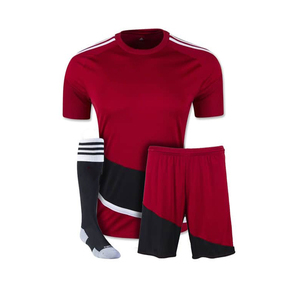 Meilleures ventes Ensemble de vêtements de football pour hommes Vêtements de sport en polyester sublimé Service OEM avec coupe automatisée - Product Image 5