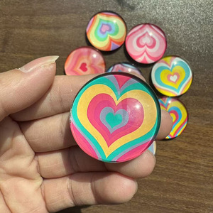 Imanes Redondos Personalizados JWEIJIA de 25-67MM con Diseño de Corazón Colorido, Pegatinas Magnéticas para Pizarra Blanca, Regalo - Product Image 1