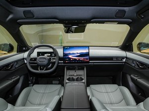 2027 Lynk & Co 07GT Break hybride rechargeable longue autonomie 200 km 1.5T Turbo Smart EV Recharge rapide Voiture de luxe PHEV Exportation - Product Image 6
