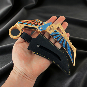 Arena Breakout Game - Modelo de Karambit de Aleación de Zinc de 18 cm, Adorno de Escritorio, Abrecartas de Metal sin Afilar - Product Image 1