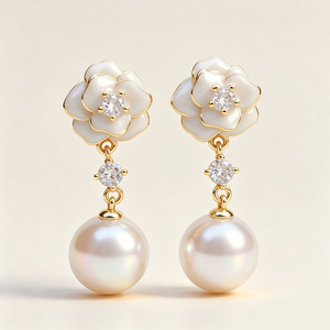 Orecchini Pendenti con Fiore di Camelia, Zirconi e Perle Simulate per Donne, Gioielli Eleganti e Delicati alla Moda - Product Image 4