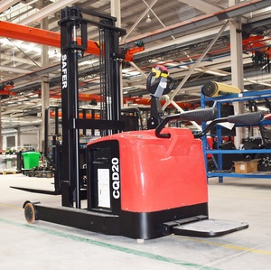 Fournisseur chinois SAFER 1.5 tonnes 2 tonnes hauteur minimale 2m chariot élévateur à fourche type de support de portée électrique gerbeur hélicoïdal chariot élévateur à fourche - Product Image 5