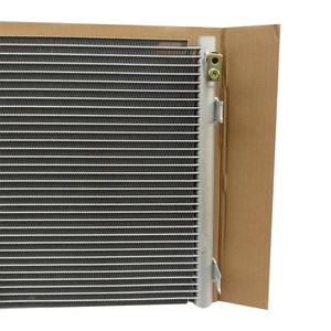 Condensador de Aire Acondicionado para Automóvil de Alta Calidad para Hyundai Country Bus TAMAÑO 778*340*20mm - Product Image 3