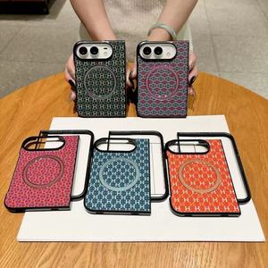 Funda Magnética para Teléfono con Patrón, Carcasa Trasera de TPU y PC, Resistente a Impactos, Soporte de Carga Inalámbrica para iPhone - Product Image 1