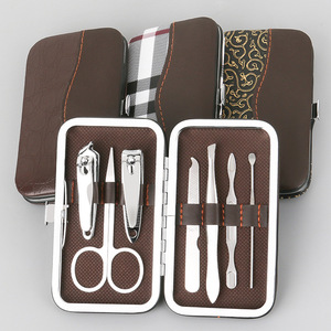 Juego de manicura y <span class=keywords><strong>pedicura</strong></span> de suministro de uñas de salón profesional Juego de manicura y <span class=keywords><strong>pedicura</strong></span> de acero inoxidable para el hogar y los viajes - Product Image 2
