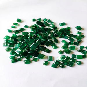 Émeraudes naturelles en vrac, taille émeraude, origine Afrique, qualité AAA, vert, 500 carats, certifiées IGI, pour la fabrication de bijoux - Product Image 1