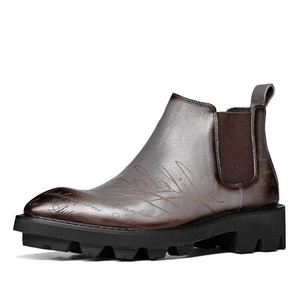 Nouvelles bottes Chelsea rétro pour hommes en cuir véritable à bout pointu, avec semelle épaisse, hauteur rehaussée, fermeture à enfiler et design respirant - Product Image 1