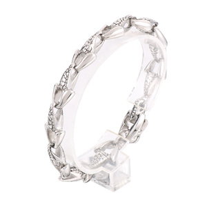 KALEN 200/210mm Bracelet à maillons tête de mort/aileron de poisson en acier inoxydable pour hommes - Product Image 1
