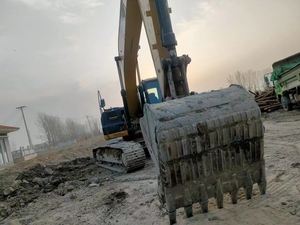 Excavatrice CAT 323D2L d'occasion, 23 tonnes, état d'origine, pour projets miniers. - Product Image 3