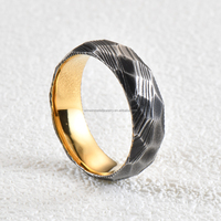 Bague en acier damas martelé bicolore or noir de 6mm Alliance à la mode pour hommes et femmes pour fiançailles