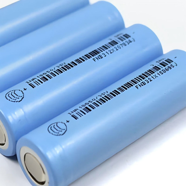 18650 3.6V Cylindrical Lithium Ion Rechargeable Battery 2600mah-3500mah Models Available