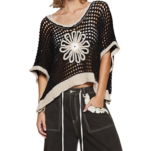 เสื้อคลุมสไตล์โบฮีเมียนสำหรับผู้หญิง ทำจากโพลีเอสเตอร์ 100% แบบโครเชต์ แขนทรงปีกค้างคาว พร้อมลายปักดอกไม้ทำมือ - Product Image 1