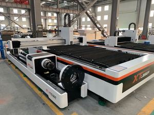 <span class=keywords><strong>XT</strong></span> Machine de découpe laser à fibre CNC LASER HT1530 de bonne qualité 1500/3000w /6000w pour la découpe d'acier inoxydable et d'acier au carbone - Product Image 4