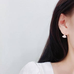 Orecchini Mossai con Diamanti in Oro Bianco e Platino, Taglio Brillante Rotondo, Colore D, Naturali Certificati GIA, Gioielli Classici da Sposa per Donna - Product Image 6