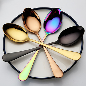 Cuillères en or de luxe à bas prix <span class=keywords><strong>couverts</strong></span> modernes fourchettes couteaux ensemble en acier inoxydable ensembles de <span class=keywords><strong>couverts</strong></span> uniques et durables <span class=keywords><strong>18</strong></span> <span class=keywords><strong>10</strong></span> pour hôtel - Product Image 5