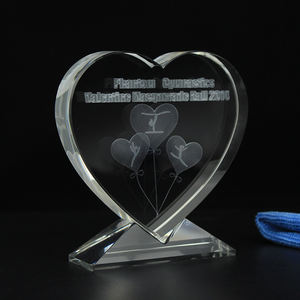 Trofeo y Placa de Premio en Blanco con Corazón de Cristal de 100 mm, Tendencia de Moda para Grabado de Regalos Conmemorativos - Product Image 3