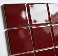 Carreaux de sol en porcelaine rouge vin brillant de luxe 60x60cm - Design mosaïque haut de gamme pour la décoration d'hôtels et de boutiques