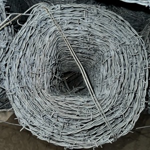 Alambre <span class=keywords><strong>de</strong></span> púas galvanizado al por mayor, rollo <span class=keywords><strong>de</strong></span> alambre <span class=keywords><strong>de</strong></span> hierro <span class=keywords><strong>concertina</strong></span> - Product Image 1