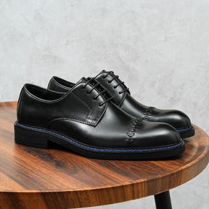 รองเท้าหนังผู้ชายสไตล์คลาสสิคย้อนยุค รุ่นล่าสุดปี 2025 ทรงหัวเหลี่ยม แบบผูกเชือก ดีไซน์สำหรับธุรกิจและงานทางการ ระบายอากาศได้ดี กันลื่น เหมาะสำหรับฤดูใบไม้ร่วง - Product Image 5