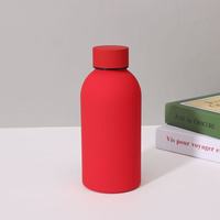 Botella de agua de acero inoxidable 304, botella de bebida deportiva de boca pequeña de una sola capa con correa de transporte, diseño portátil colorido, nuevo
