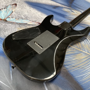 Guitare électrique Black Zombie Signature HH Maple Neck LTD avec incrustation chauve-souris et araignée, livraison rapide - Product Image 6
