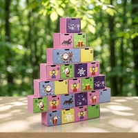 Boîte cadeau rigide en forme d'arbre, écologique et créative, avec 24 tiroirs, pour le calendrier de l'avent de Noël avec le Père Noël de dessin animé