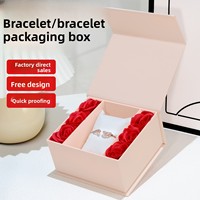 Boîte d'emballage rectangulaire à couvercle rabattable pour bracelet, motif rose, luxe léger, tendance, pour bijoux et cadeaux, en stock