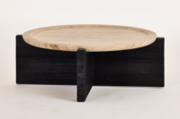 Table basse de salon nordique moderne en bois de pin avec pieds en bois pour un usage domestique