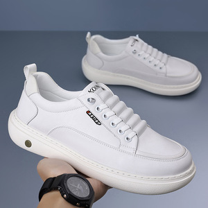 Baskets blanches pour hommes à talon bas, semelle souple, chaussures décontractées en cuir, lacets avant, couleur unie, style jeune - Product Image 1