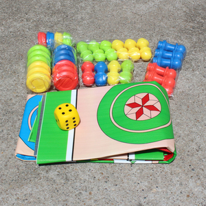 <span class=keywords><strong>Jeux</strong></span> <span class=keywords><strong>de</strong></span> société imperméables d'extérieur Grand plateau <span class=keywords><strong>de</strong></span> Ludo Tapis électronique pour pique-nique en plein air Pièces en plastique Longueur latérale <span class=keywords><strong>de</strong></span> 180 cm - Product Image 5
