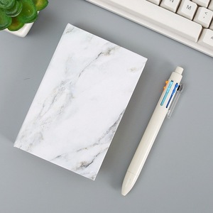 저렴한 도매 맞춤형 인쇄 로고 자체 접착 메모 스티커 패드 크래프트 커버 다채로운 스티커 메모 세트 - Product Image 3