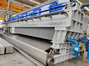 Nueva Prensa de Filtro de Cámara Caliente BOYAN de 1200 Metros Cuadrados con Membrana de Plástico PP, Máquina de Soldadura de Placas de Filtro de Marco Vertical, 3000W 380V - Product Image 2