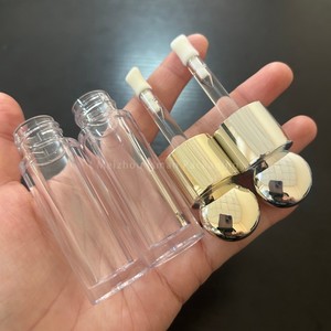 หลอดลิปกลอสแบบใสขนาด 4 มล. พร้อมหัวแปรงขนาดใหญ่ บรรจุภัณฑ์สีทองและสีเงิน ยี่ห้อ ISMAN รับทำโลโก้ตามสั่ง - Product Image 3