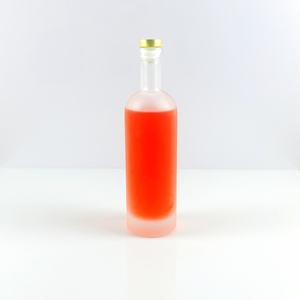 Botella de Licor de 680 ml, Diseño Personalizado, Vidrio Transparente, para <span class=keywords><strong>Mezcal</strong></span> Sequoia, Brandy, Ron, Vodka, Whisky, con Tapón de Corcho - Product Image 5