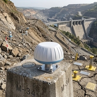 Récepteur GNSS ultra-silencieux Clouds avec réveil MEMS et double communication (4G+LoRa) pour la stabilité des barrages