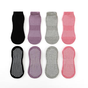 成人瑜伽袜透气防滑地板袜精梳棉圆领筒袜男女运动薄技巧 - Product Image 5