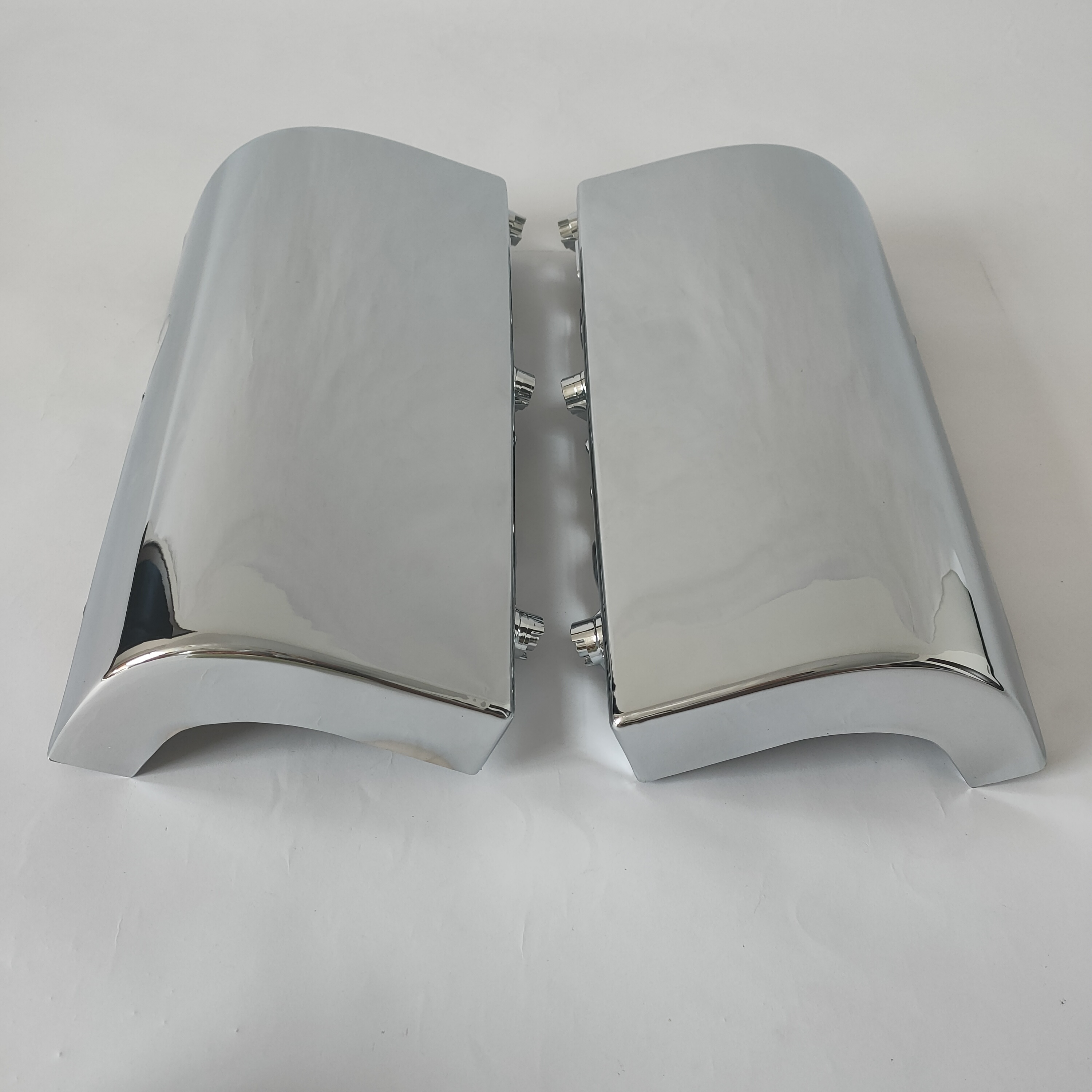 ISUZU クロームサイドパネル 1-86722141-0 ISUZU クロームサイドパネル 1-86722141-0 Auto Body Spare