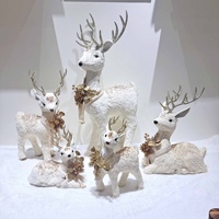 Ornement de Noël Renne Réaliste, Figurine de Cerf Faite à la Main en Fil de Coton et Matière Bulle, Décoration de Vitrine, Accessoire Artisanal Animalier