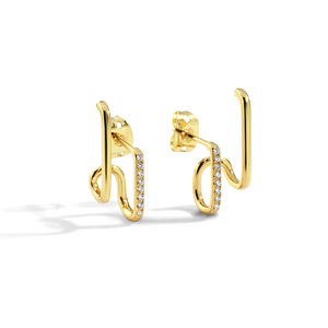Boucles d'oreilles INS style minimaliste double ligne en or 18 carats/platine, serties de diamants, accessoire personnalisé pour femme - Product Image 6