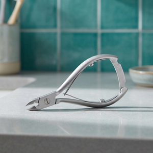 Cortauñas de acero inoxidable con mandíbula plana, hoja recta, punta afilada, duradero, para recortar cutículas de los dedos, uso para adultos - Product Image 4