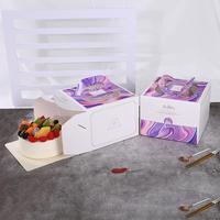 Boîtes à gâteaux d'anniversaire riches en papier imprimé de couleur conçues