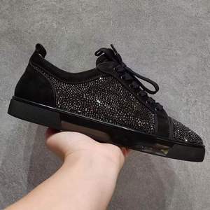 Sneakers de luxe scintillantes avec strass, chaussures de créateur pour occasions formelles, décontractées ou de fête - Product Image 1