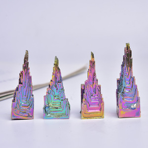 Cristales de Bismuto Naturales en Bruto, Forma de Pirámide, Arcoíris, para Decoración y Meditación - Product Image 2