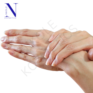 Hydratant visage léger sans huile, formule hydratante à absorption rapide, texture non grasse pour les soins quotidiens de la peau et une peau lisse - Product Image 5