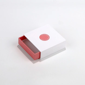 Boîte à bagues de luxe personnalisée avec mini-tiroir et présentoir pour porte-alliances, avec impression de votre logo - Product Image 5