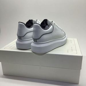 Chaussures de course de luxe de créateur en gros d'usine, nouvelles baskets décontractées à lacets pour la marche, rehaussantes, pour femmes et hommes - Product Image 3