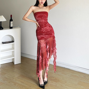 Nuovo Abbigliamento Primaverile <span class=keywords><strong>da</strong></span> <span class=keywords><strong>Donna</strong></span>, Abito Aderente Tinta Unita con Spalle Scoperte e Stampa alla Moda - Product Image 2